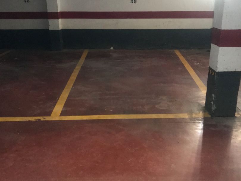 Aparcament de Garatge de lloguer en  Sevilla Capital