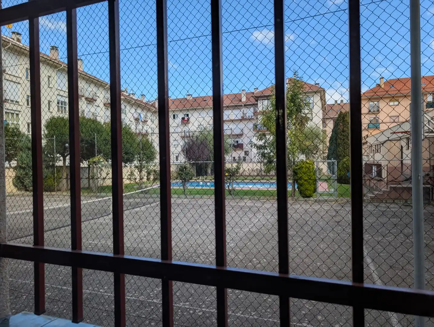 Vista exterior de Apartament en venda en Ezcaray amb Calefacció, Traster i Moblat