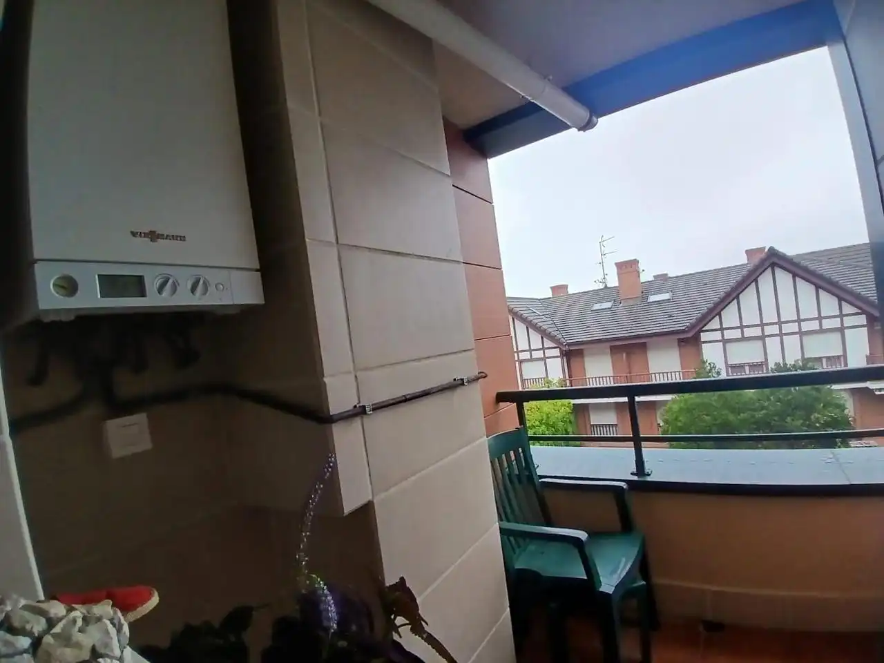 Balcony of Flat for sale in Castro-Urdiales  with Heating, Parquet flooring and Storage room