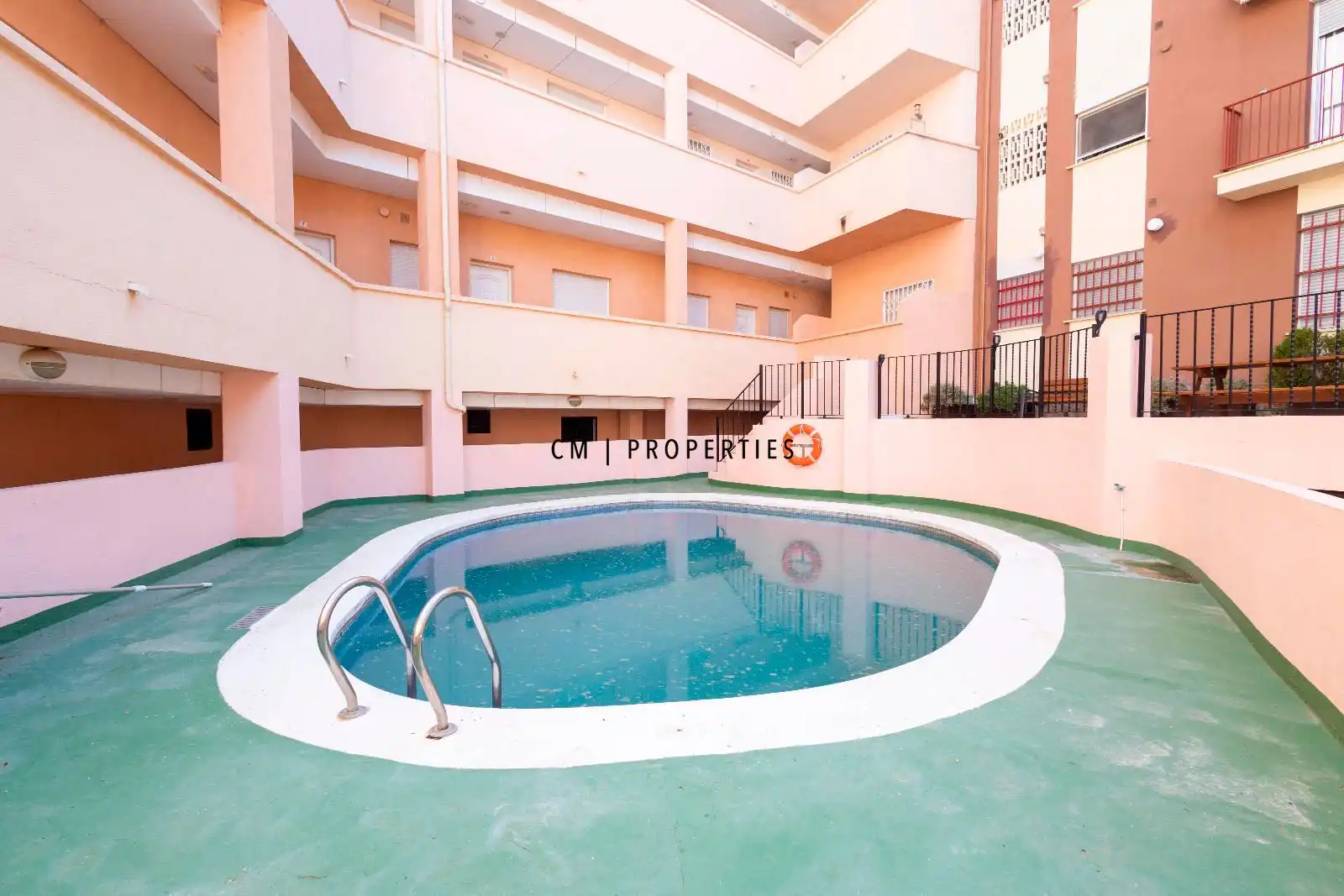 Piscina de Àtic de lloguer en Toràs amb Terrassa, Piscina i Moblat