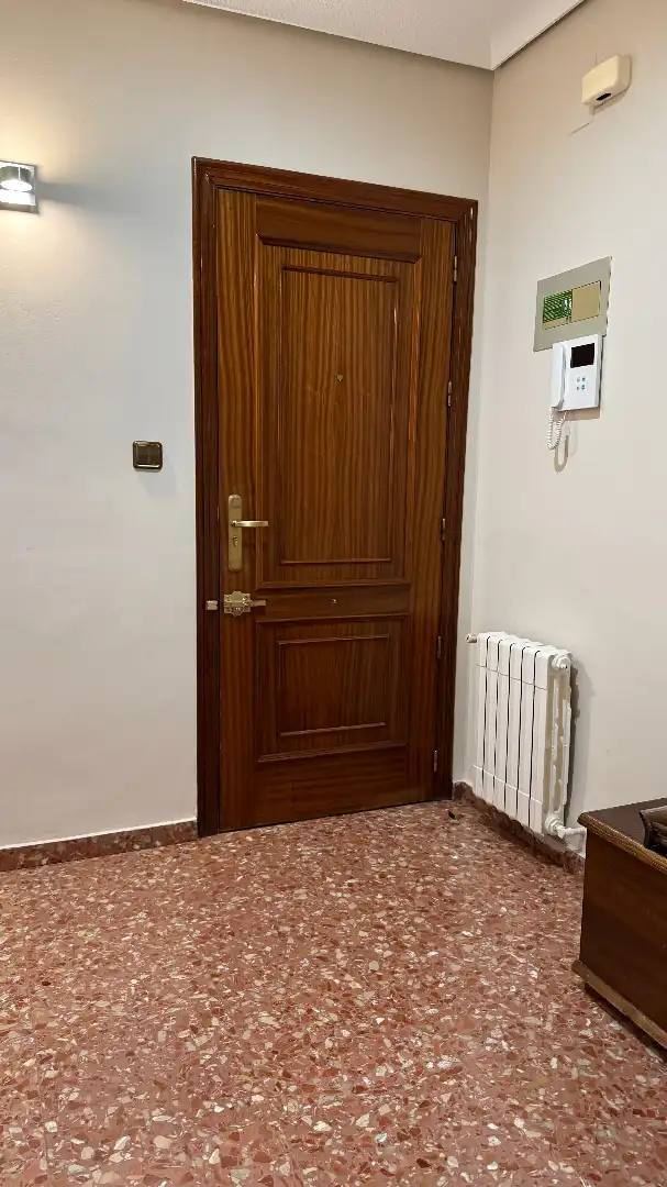 Piso de alquiler en Albacete con Aire acondicionado, Calefacción y Terraza