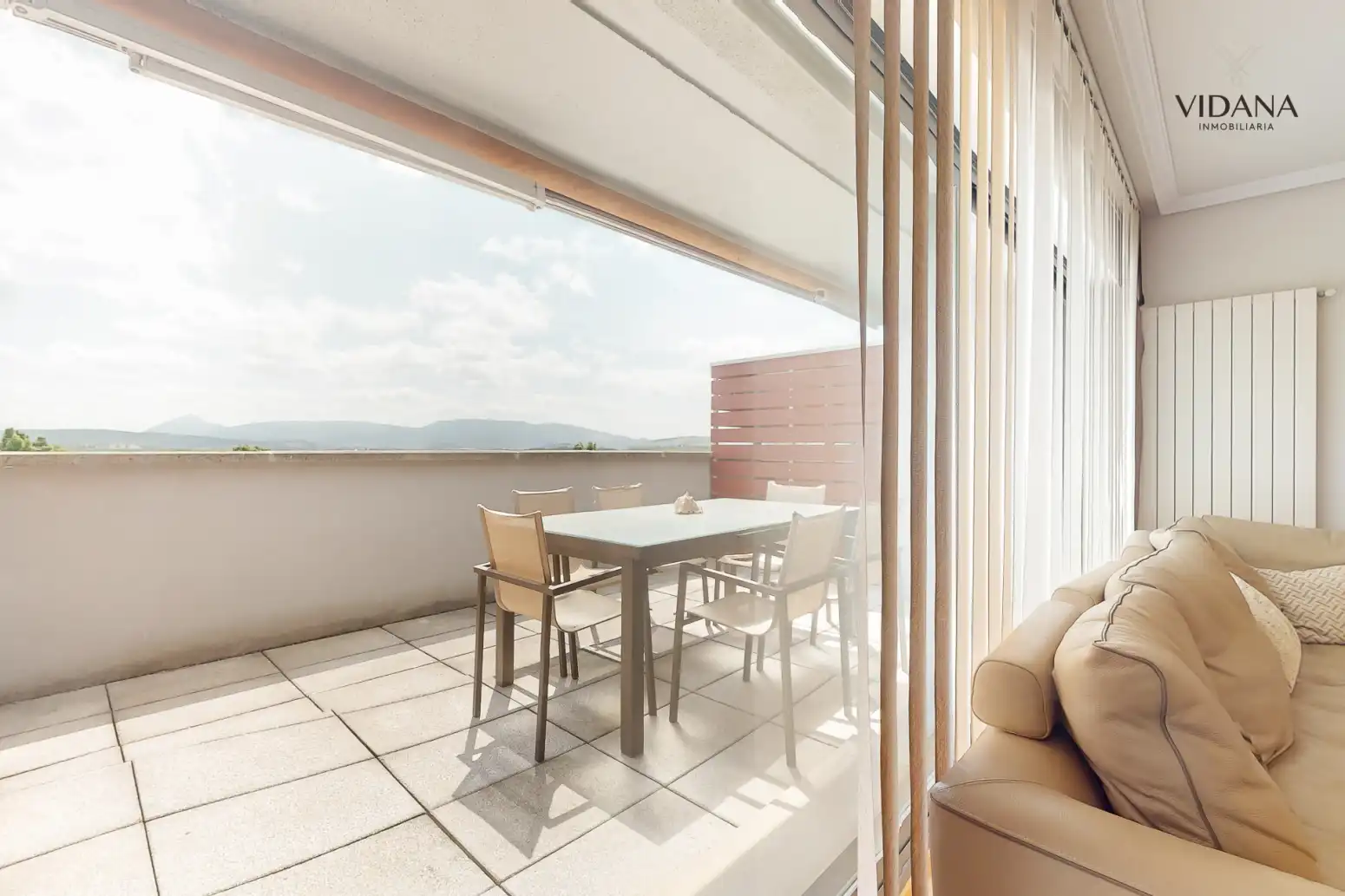 Terraza de Ático en venta en  Pamplona / Iruña con Calefacción, Jardín privado y Parquet