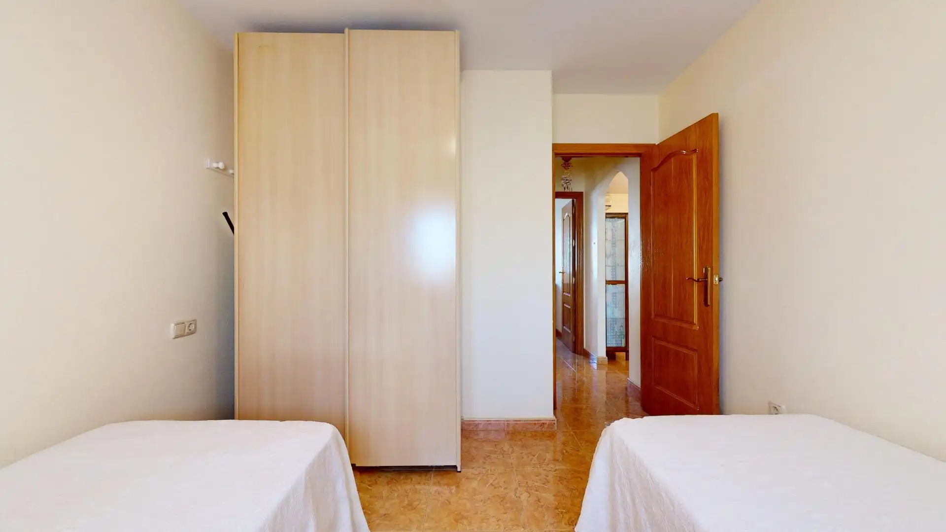 Habitación de Dúplex en venta en San Pedro del Pinatar con Terraza, Amueblado y Piscina comunitaria
