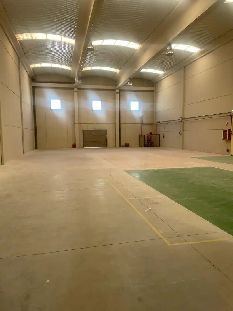 Nave industrial de alquiler en Valladolid