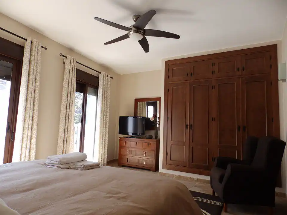 Bedroom of Houses for sale in Salares  with Terrace and Jacuzzi