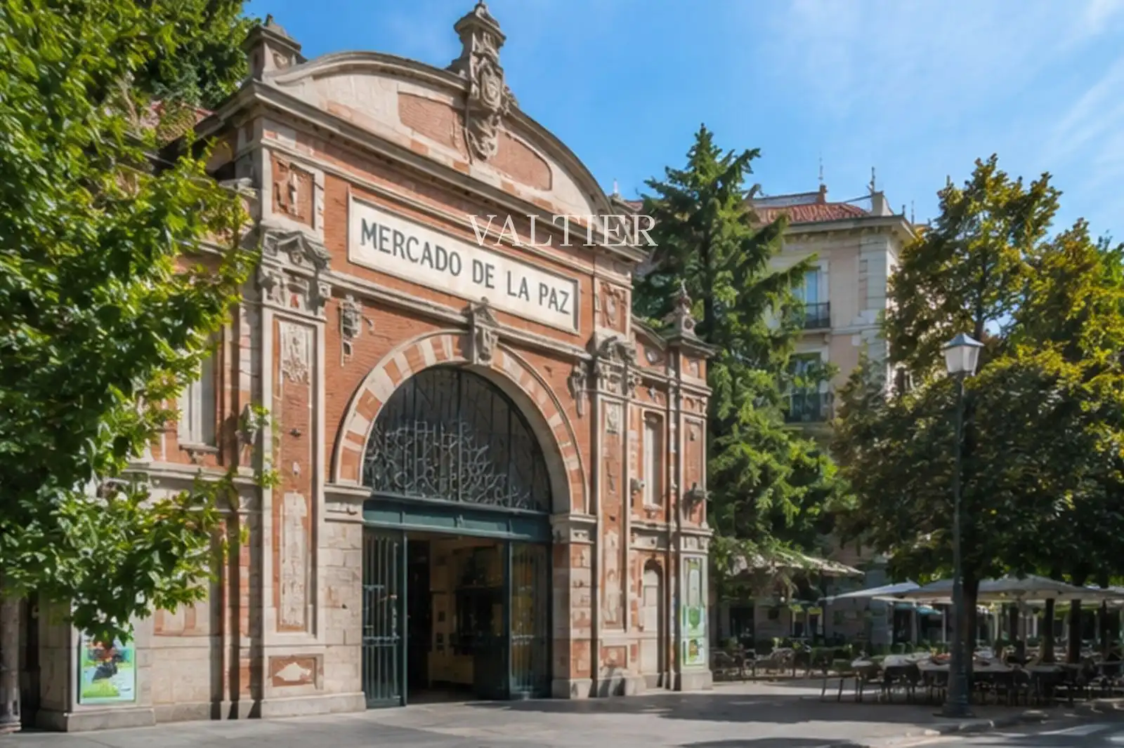 Vista exterior de Pis en venda en Madrid amb Traster