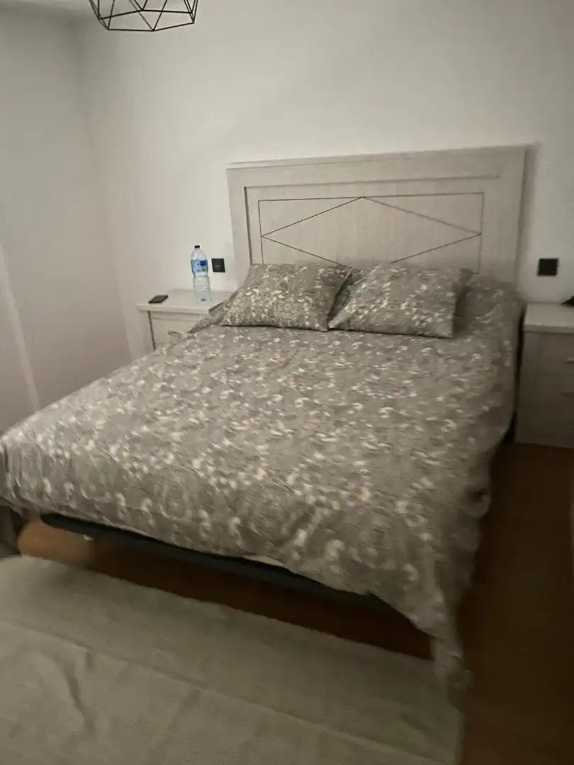 Dormitori de Casa o xalet en venda en Cee amb Calefacció, Parquet i Moblat