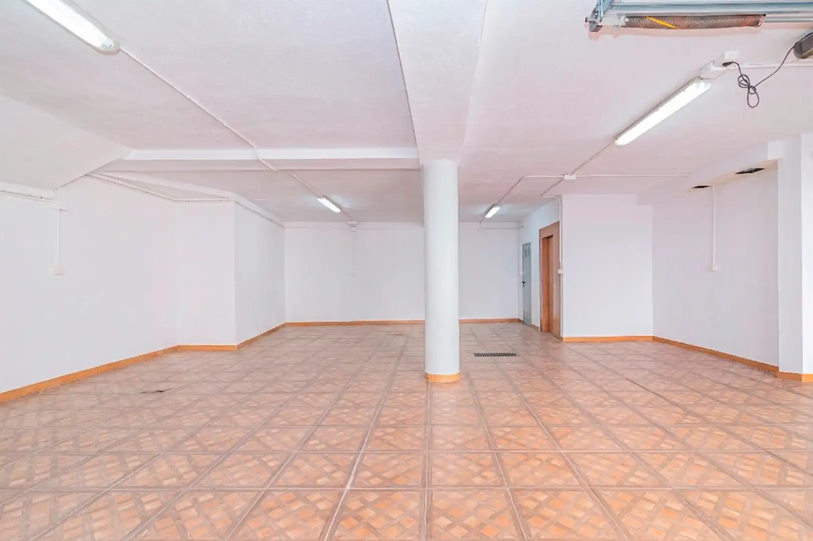 Inmuebles singulares con ascensor en venta en Calle Almenillas 2, imagen 29