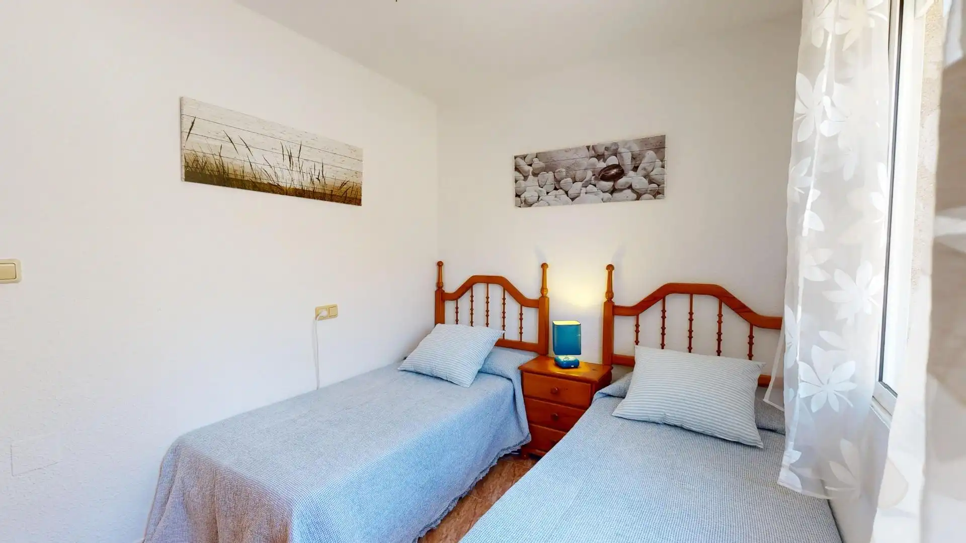 Dormitori de Casa adosada en venda en Torrevieja amb Aire condicionat, Calefacció i Jardí privat