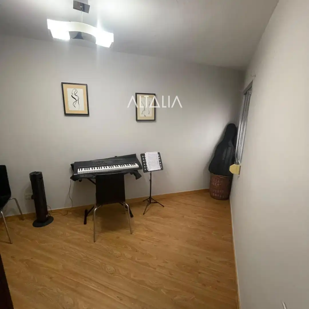 Piso en venta en Cuenca con Calefacción y Trastero
