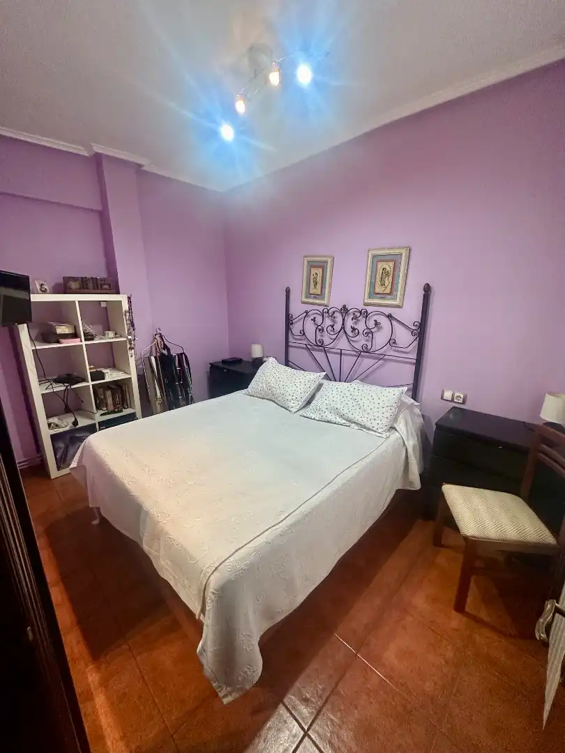 Bedroom of Flat for sale in Barakaldo   with Furnished