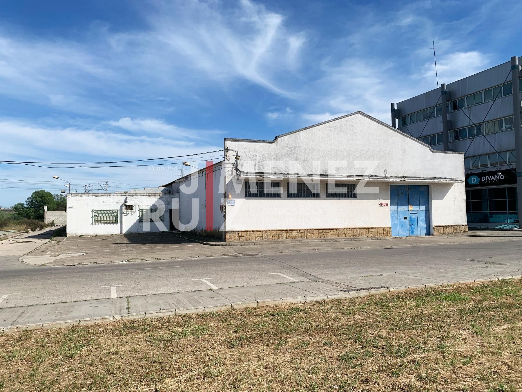 Vista exterior de Nave industrial en venta en El Puerto de Santa María