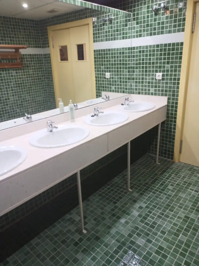 Baño de Oficina de alquiler en Elche / Elx
