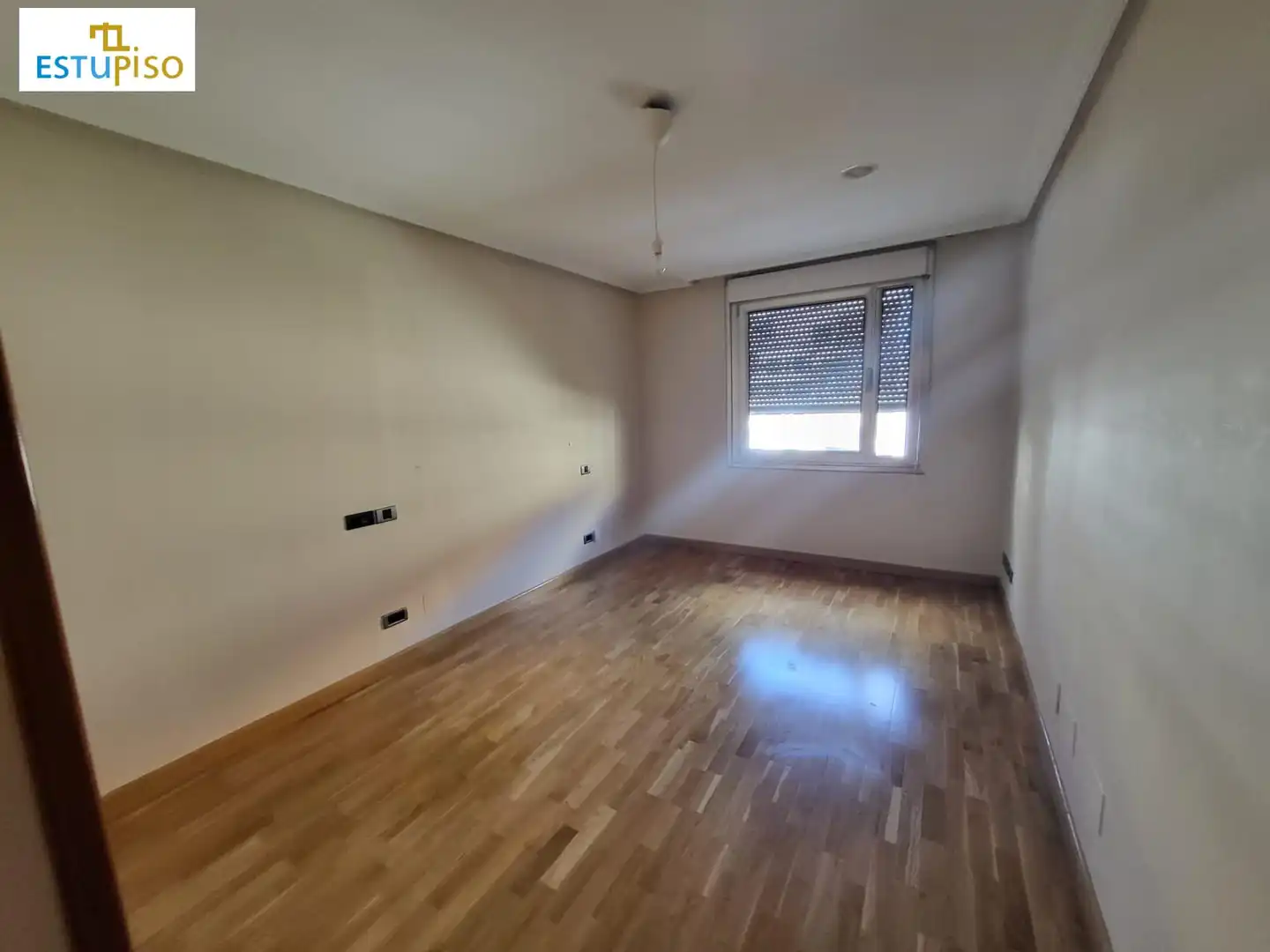 Bedroom of Flat for rent in León Capital   with Balcony