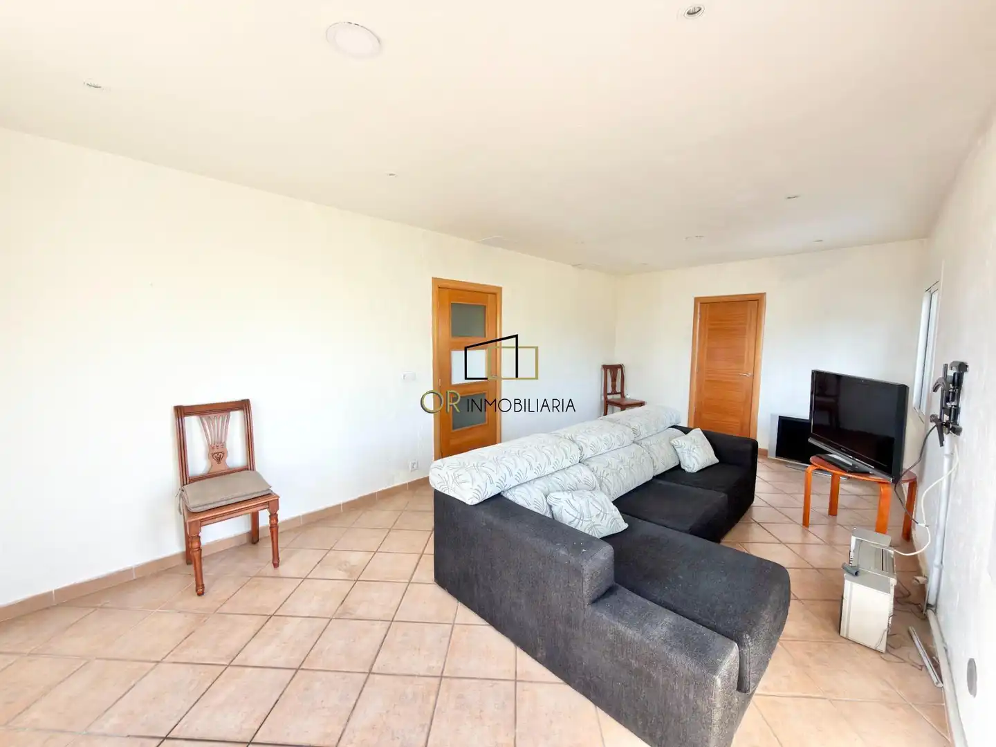 Sala d'estar de Casa o xalet en venda en Pontons amb Jardí privat, Terrassa i Traster