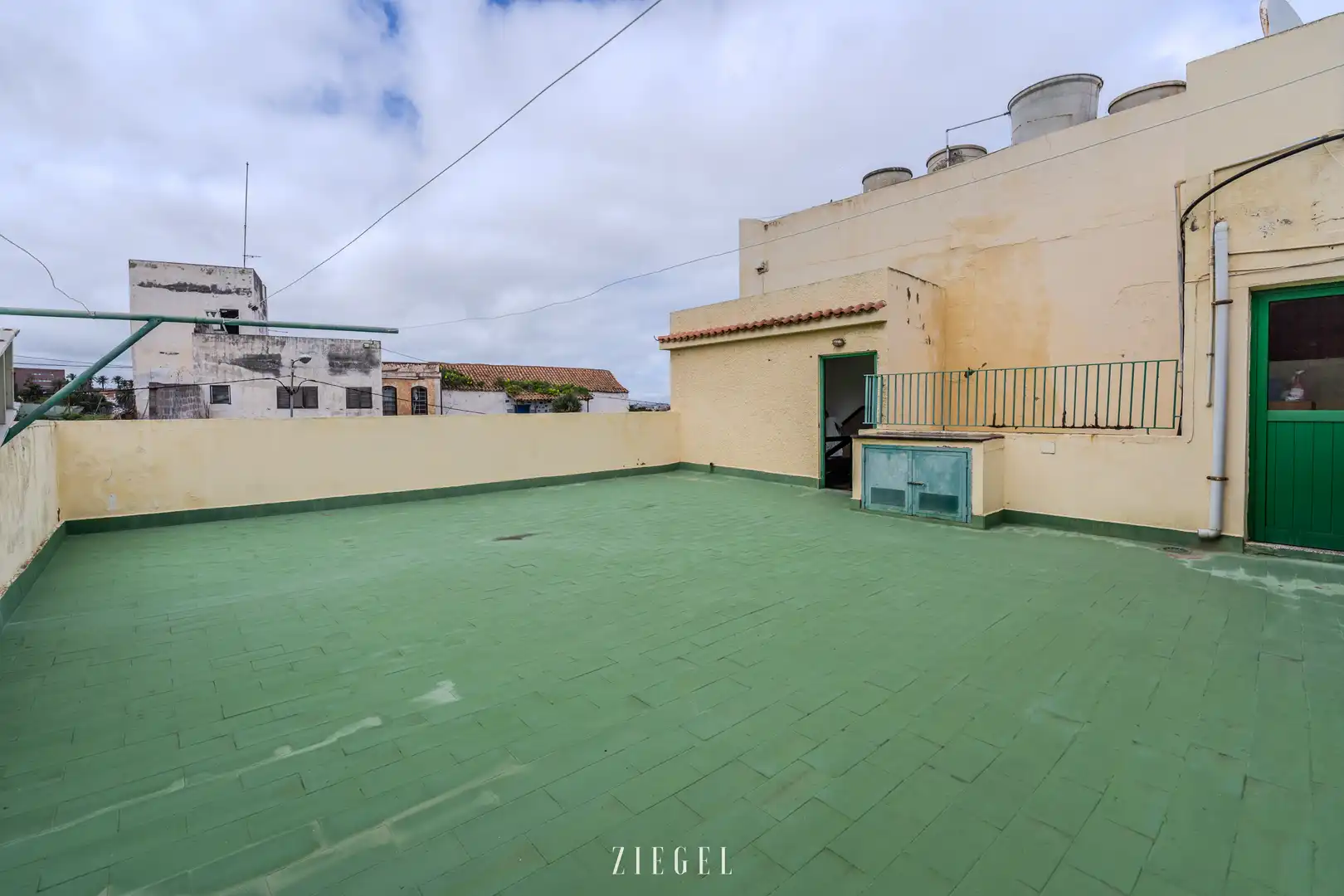 Houses for sale in Carretera Lomo Blanco, 87, Tafira