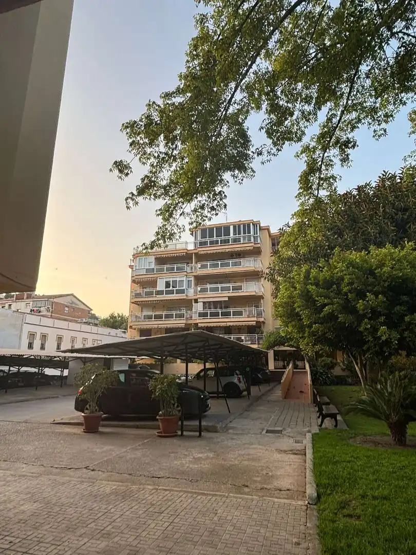 Vista exterior de Ático en venta en Málaga con Aire acondicionado, Terraza y Piscina