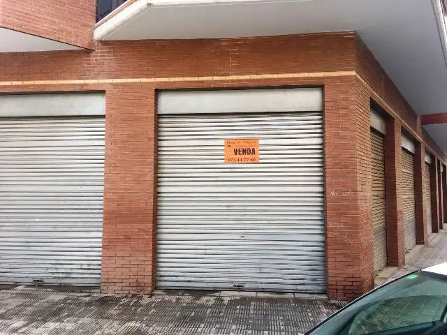 Local comercial en venda a Balaguer, imagen 4