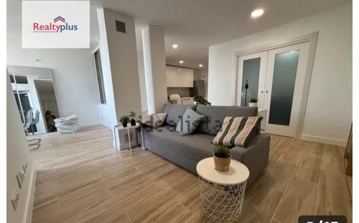 Flat for sale in Calle del Poeta Joan Maragall, Castillejos - Cuzco