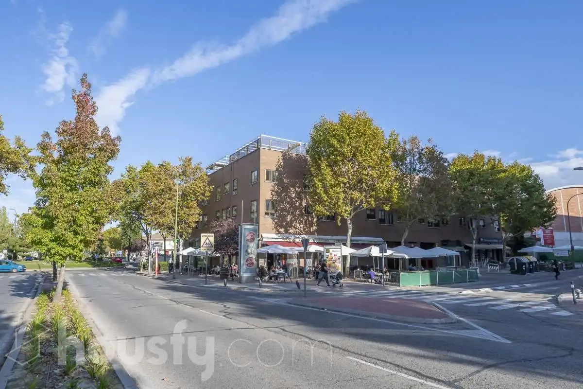 Flat for rent in Avenida de Madrid, Santa Bárbara - La Zaporra