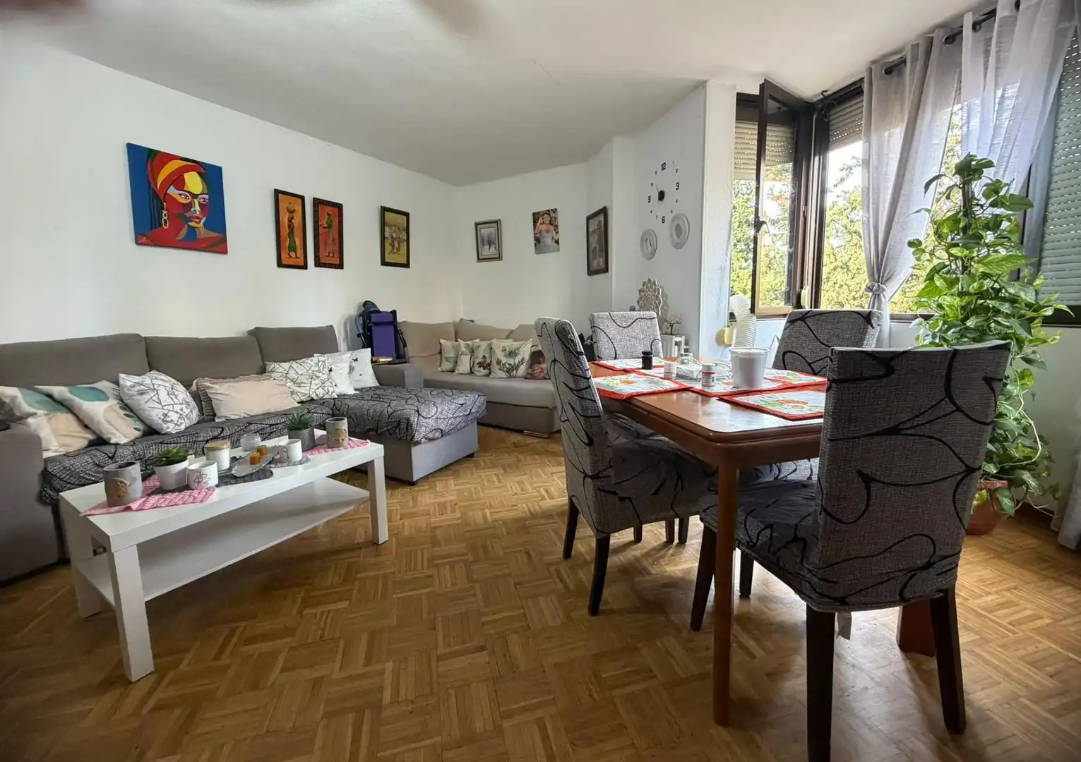 Sala d'estar de Pis en venda en Madrid amb Calefacció