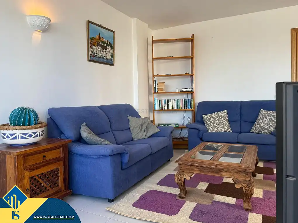 Sala d'estar de Pis en venda en Santa Eulària des Riu amb Terrassa, Moblat i Balcó