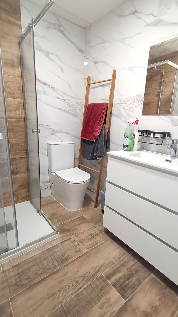 Bany de Casa adosada en venda en Cambrils amb Aire condicionat, Calefacció i Parquet