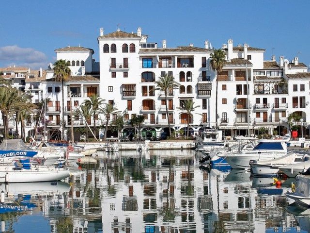 Exterior view of Residential for sale in Manilva