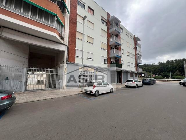 Garaje en Alquiler en N/A en Pere Morell - Alborxí