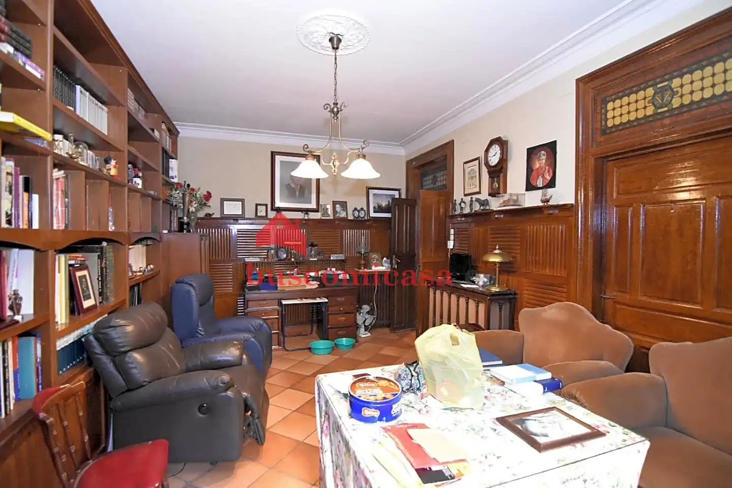 Edificio en venta en Linares
