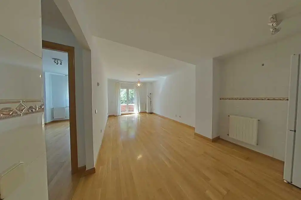 Sala d'estar de Apartament de lloguer en Pozuelo de Alarcón amb Calefacció, Parquet i Terrassa