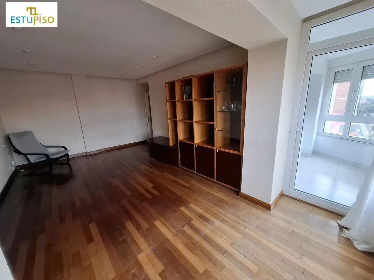 Sala d'estar de Pis en venda en León Capital 