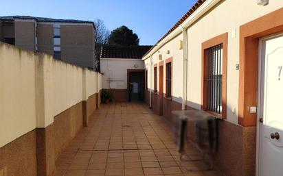 Vista exterior de Pis en venda en Fuente de Piedra amb Terrassa i Traster