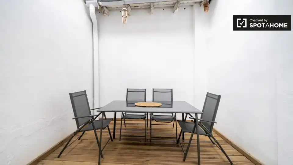 Appartamento con terrazza in affitto a Extramurs, imagen 5
