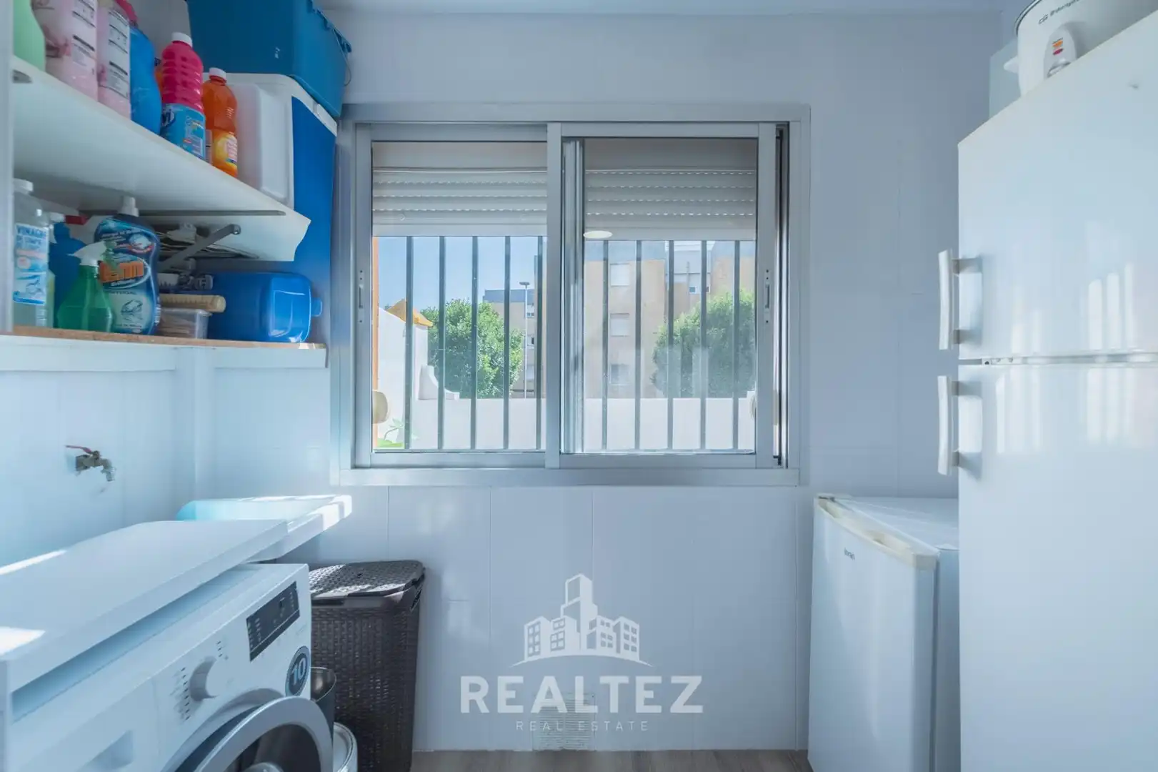 Dormitori de Pis en venda en Rota amb Aire condicionat, Calefacció i Terrassa