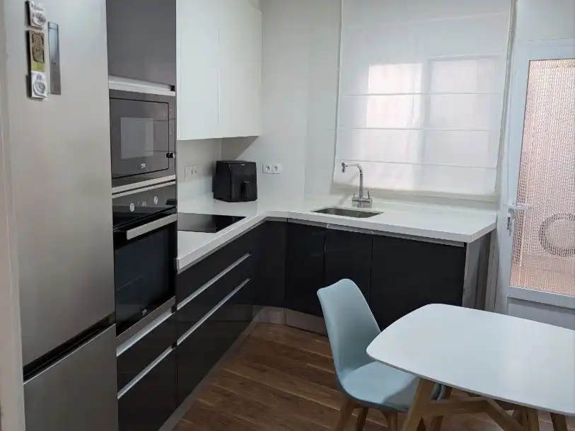Appartement avec ascenseur à vendre à Pl. Juan Carlos I 1, imagen 3