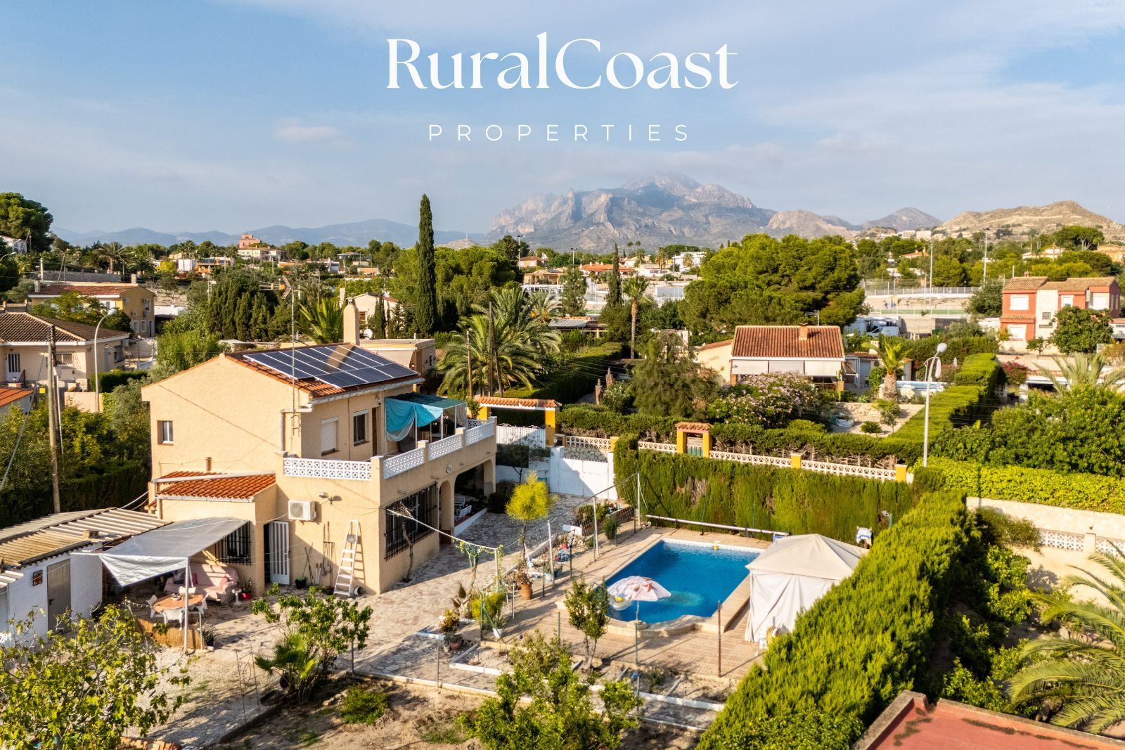 Vista exterior de Casa o chalet en venta en Busot con Aire acondicionado, Calefacción y Terraza