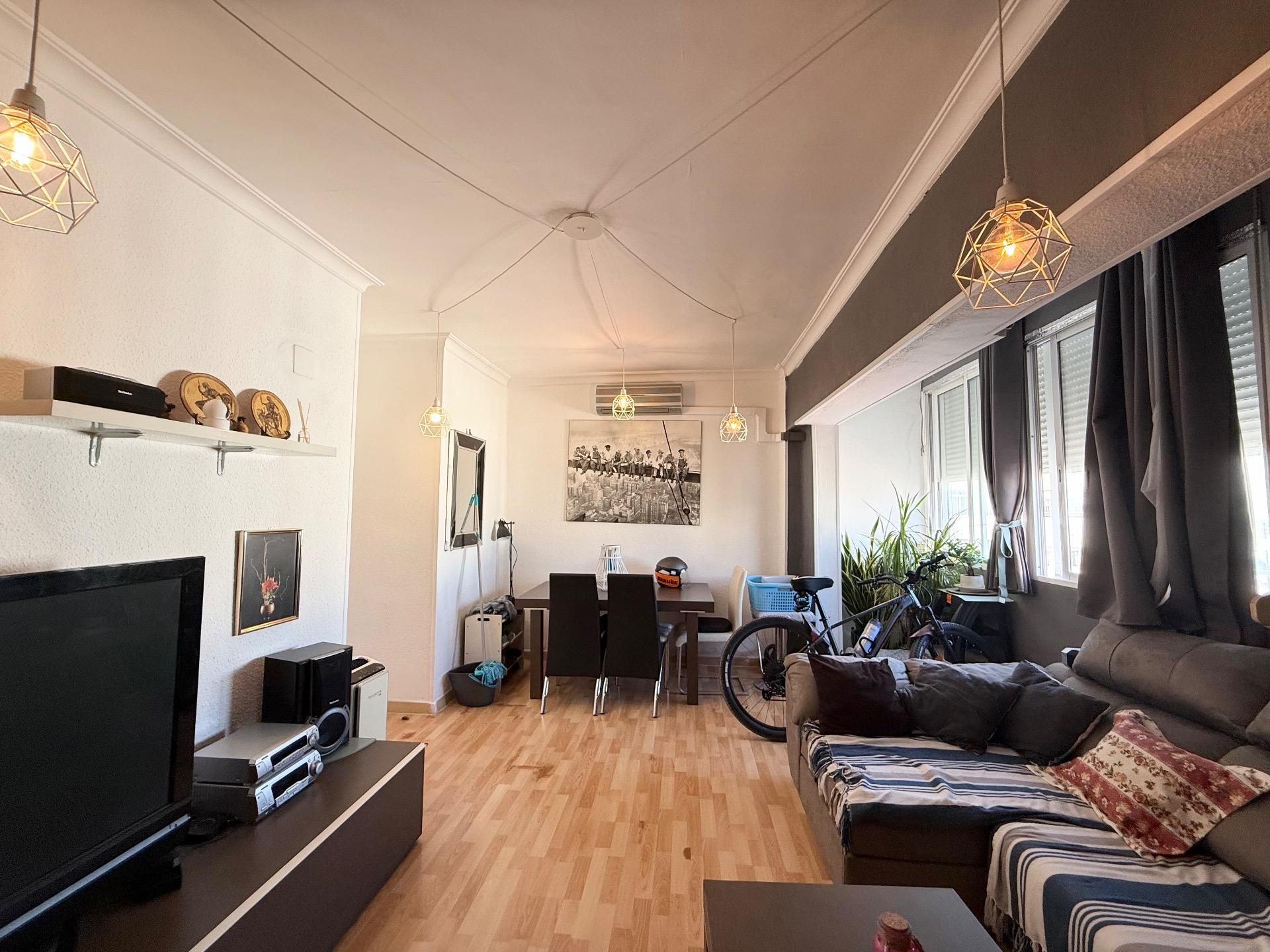 Pis en venda a Avenida PEREZ GALDOS, La Petxina, Extramurs