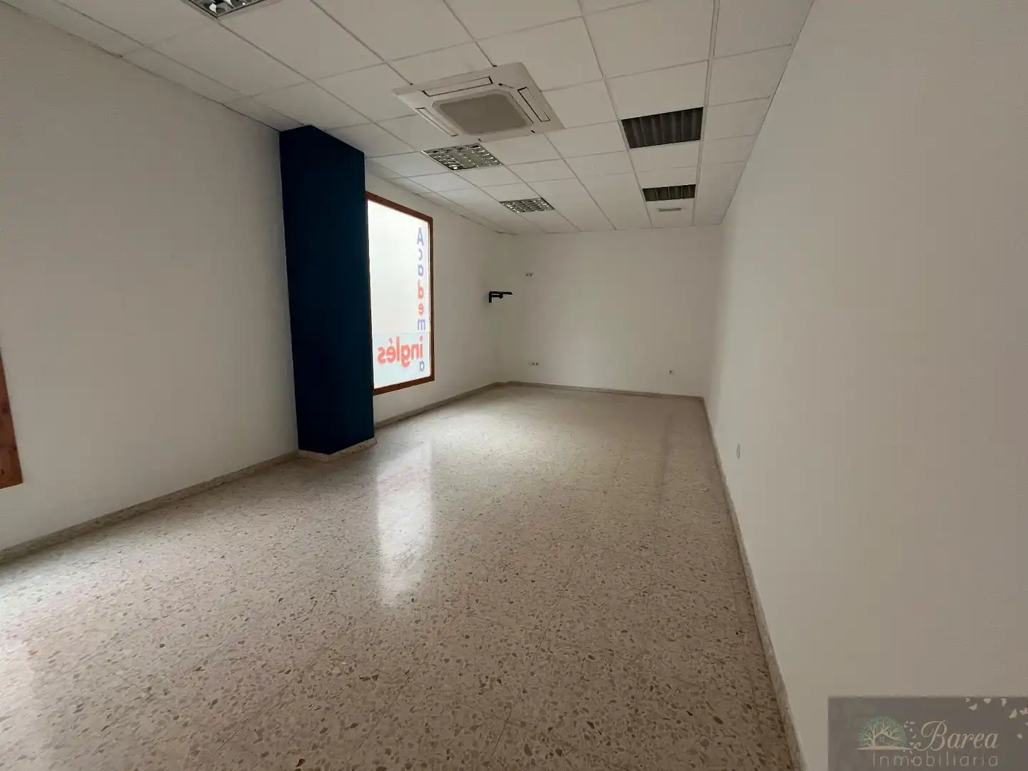 Local comercial en alquiler en Rute, imagen 2