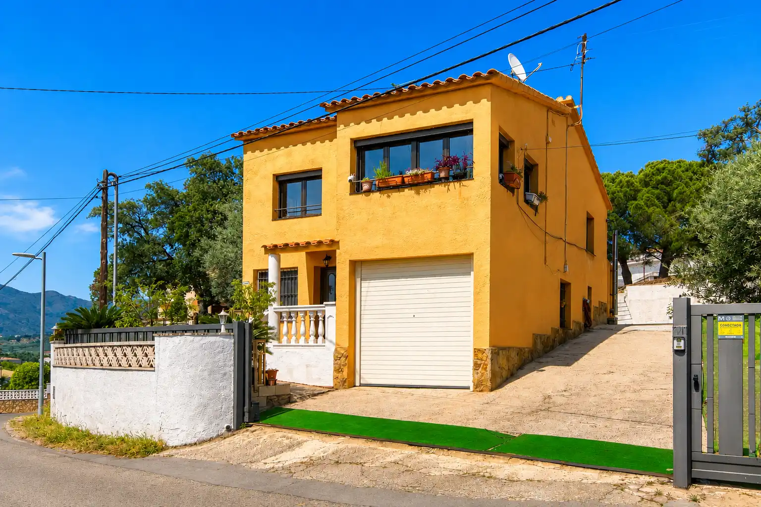 Vista exterior de Casa o chalet en venta en Roses con Aire acondicionado, Calefacción y Jardín privado
