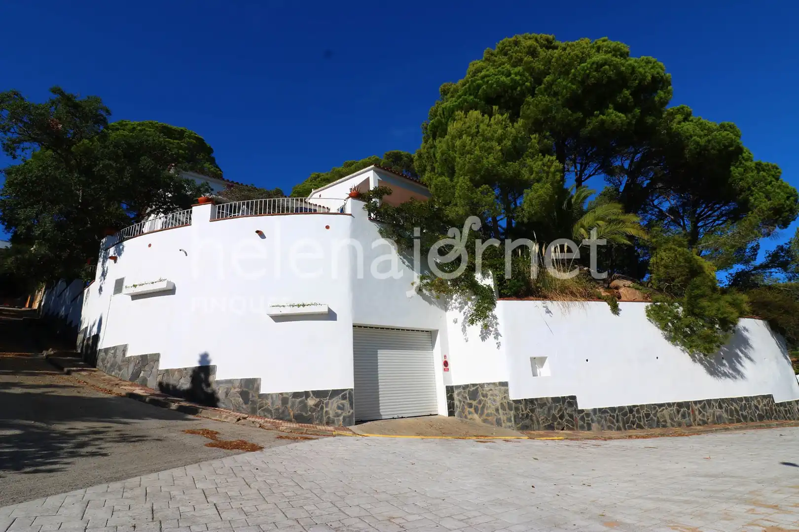 Vista exterior de Casa o chalet en venta en Llagostera con Calefacción, Terraza y Piscina