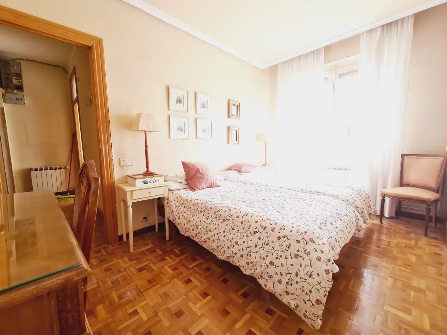 Bedroom of Flat for sale in  Pamplona / Iruña  with Heating, Parquet flooring and Furnished