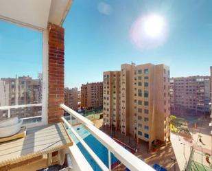 Vista exterior de Àtic de lloguer en Alicante / Alacant amb Terrassa