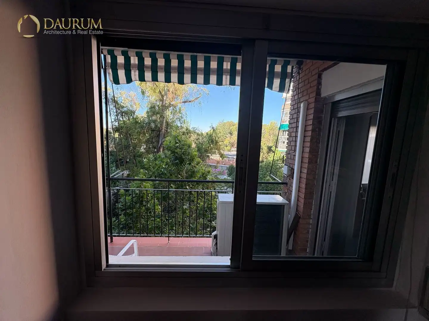 Balcony of Flat for sale in Madrid  with Air Conditioner, Heating and Terrace