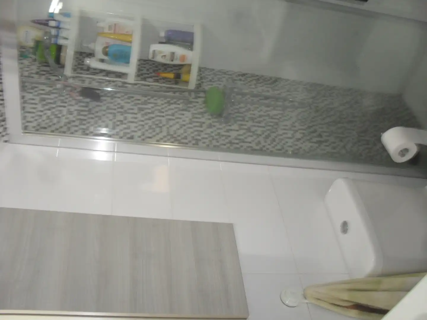 Bany de Casa o xalet en venda en Vigo  amb Jardí privat, Terrassa i Traster