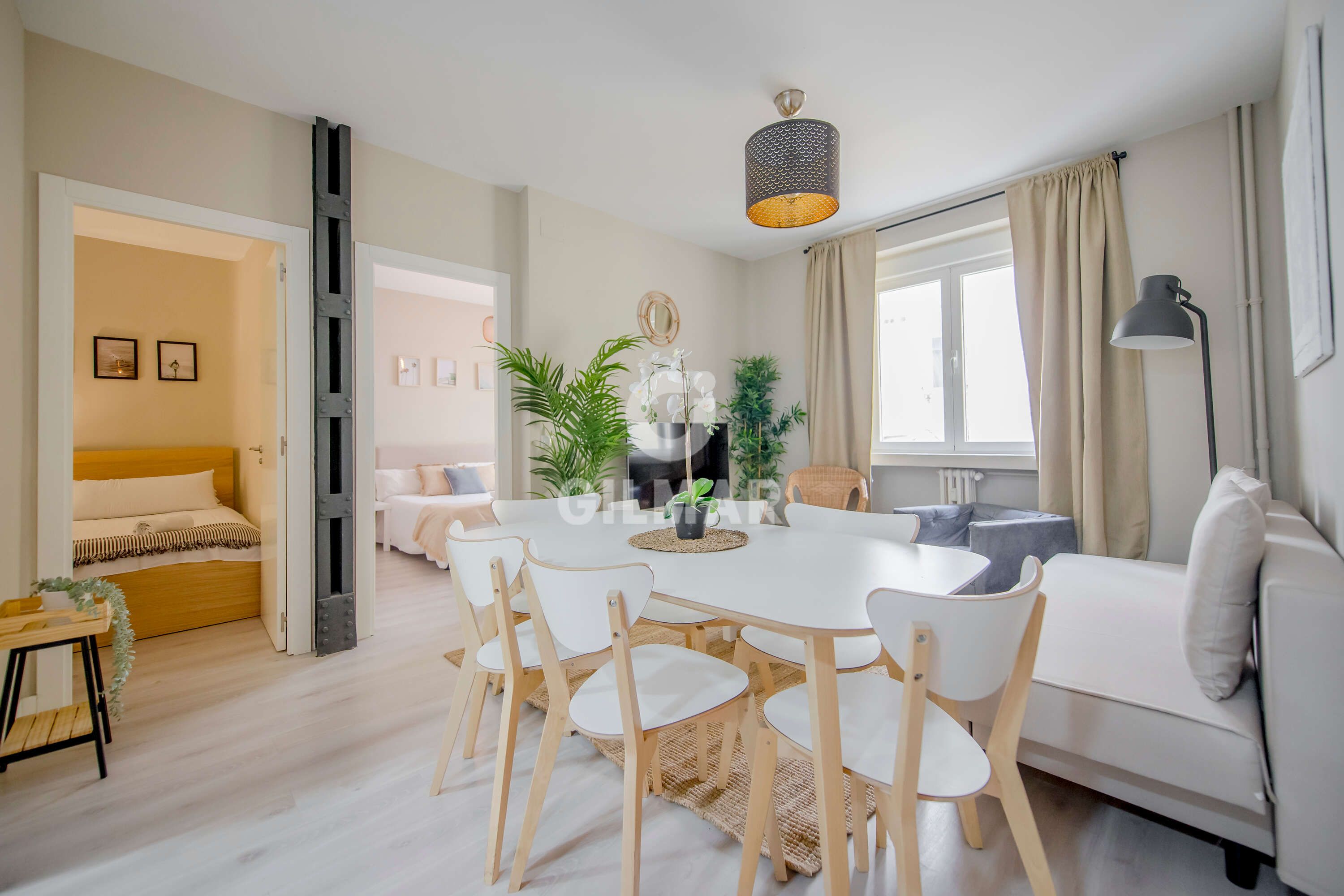 Vista exterior de Piso en venta en  Madrid Capital con Calefacción