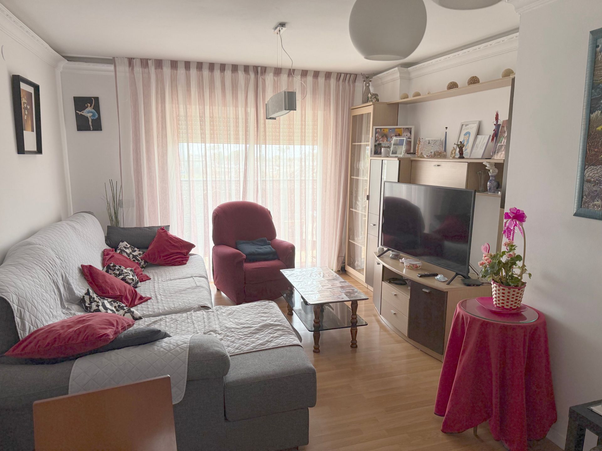 Living room of Flat for sale in Málaga Capital  with Terrace, Furnished and Community pool