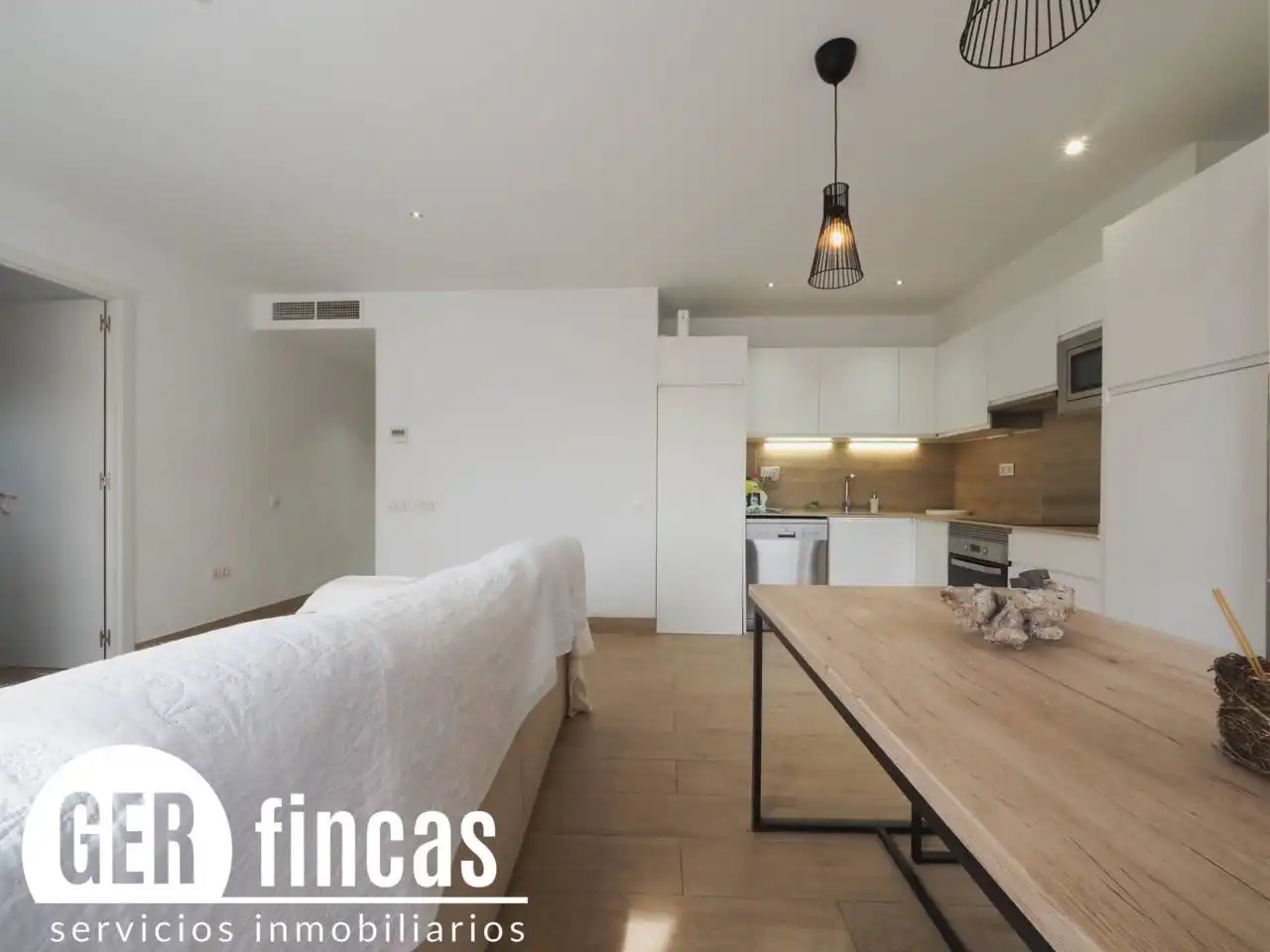 Flat with terrace for sale in Calle Sant Marc, imagen 5