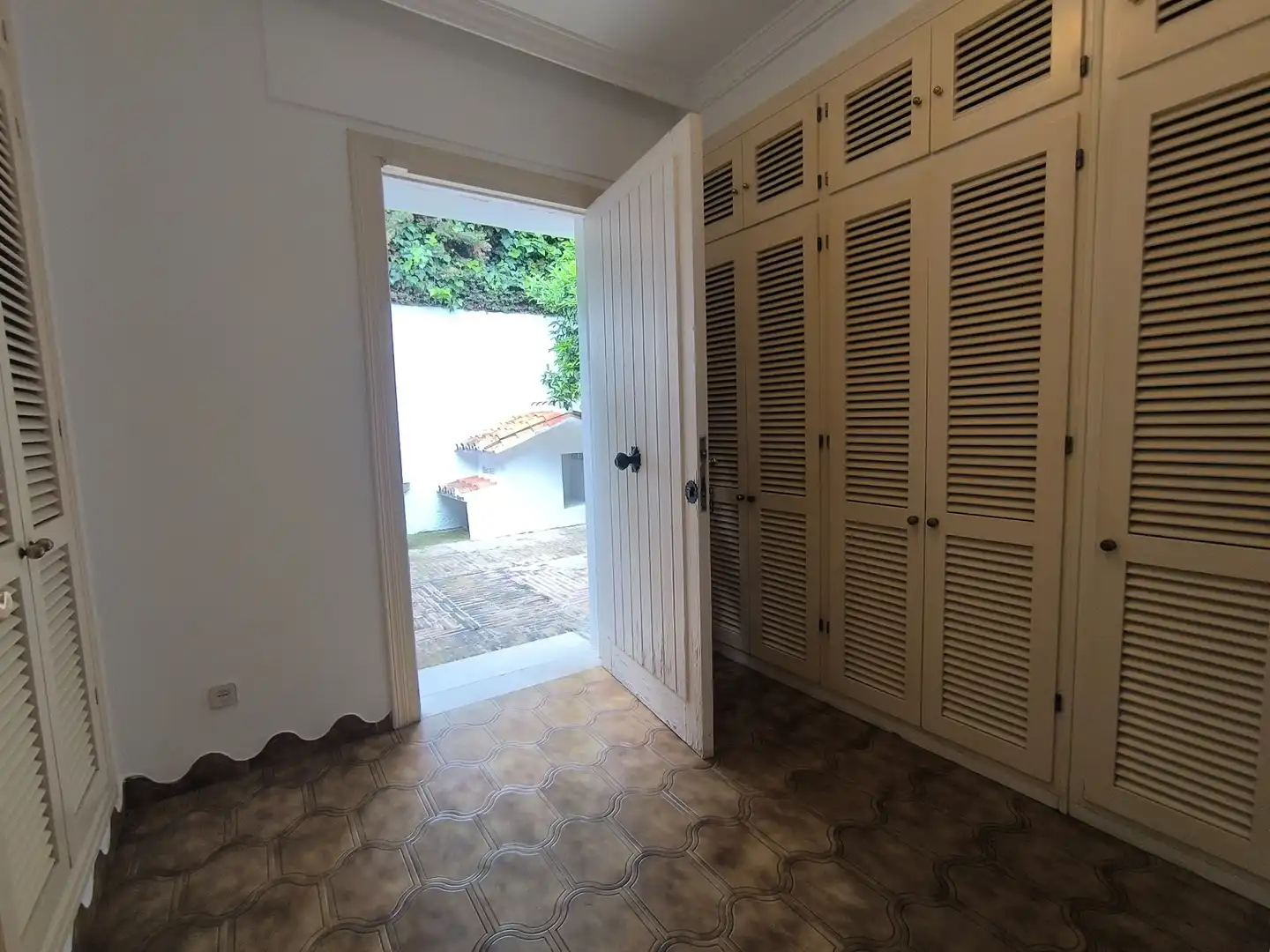 Casa con piscina en venta en Río Real - Los Monteros, imagen 43