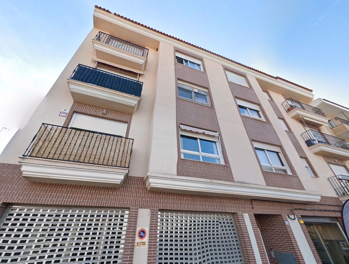 Vista exterior de Pis en venda en Catadau amb Terrassa